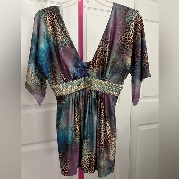 Boston Proper Linda Segal Lavendar
Blue Leopard Print Top - Picture 3 of 4